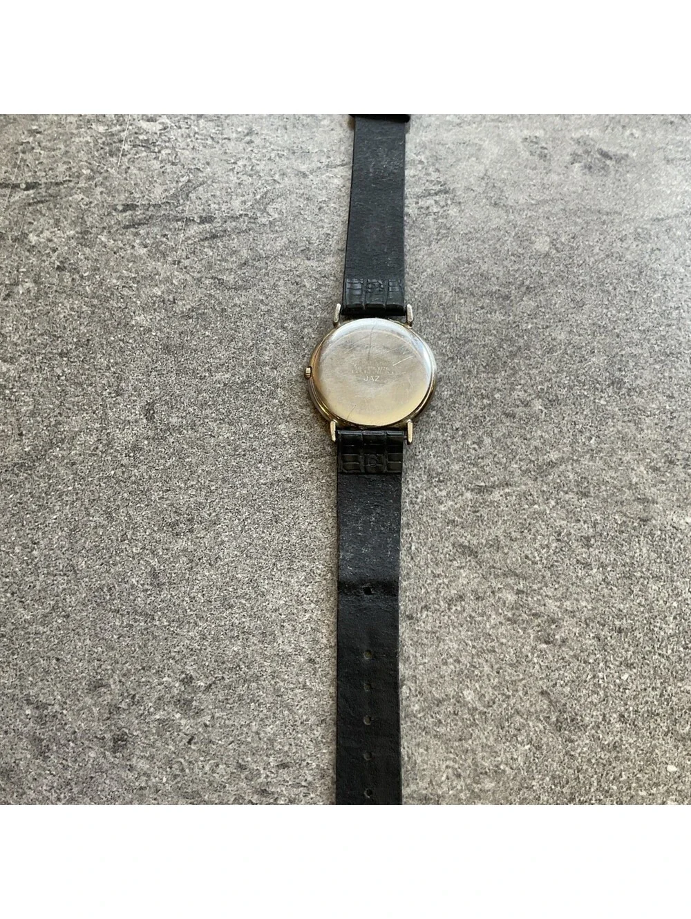 Vintage Jaz Paris Womens Watch 31mm Silver Tone Case Roman Numeral Dial D5